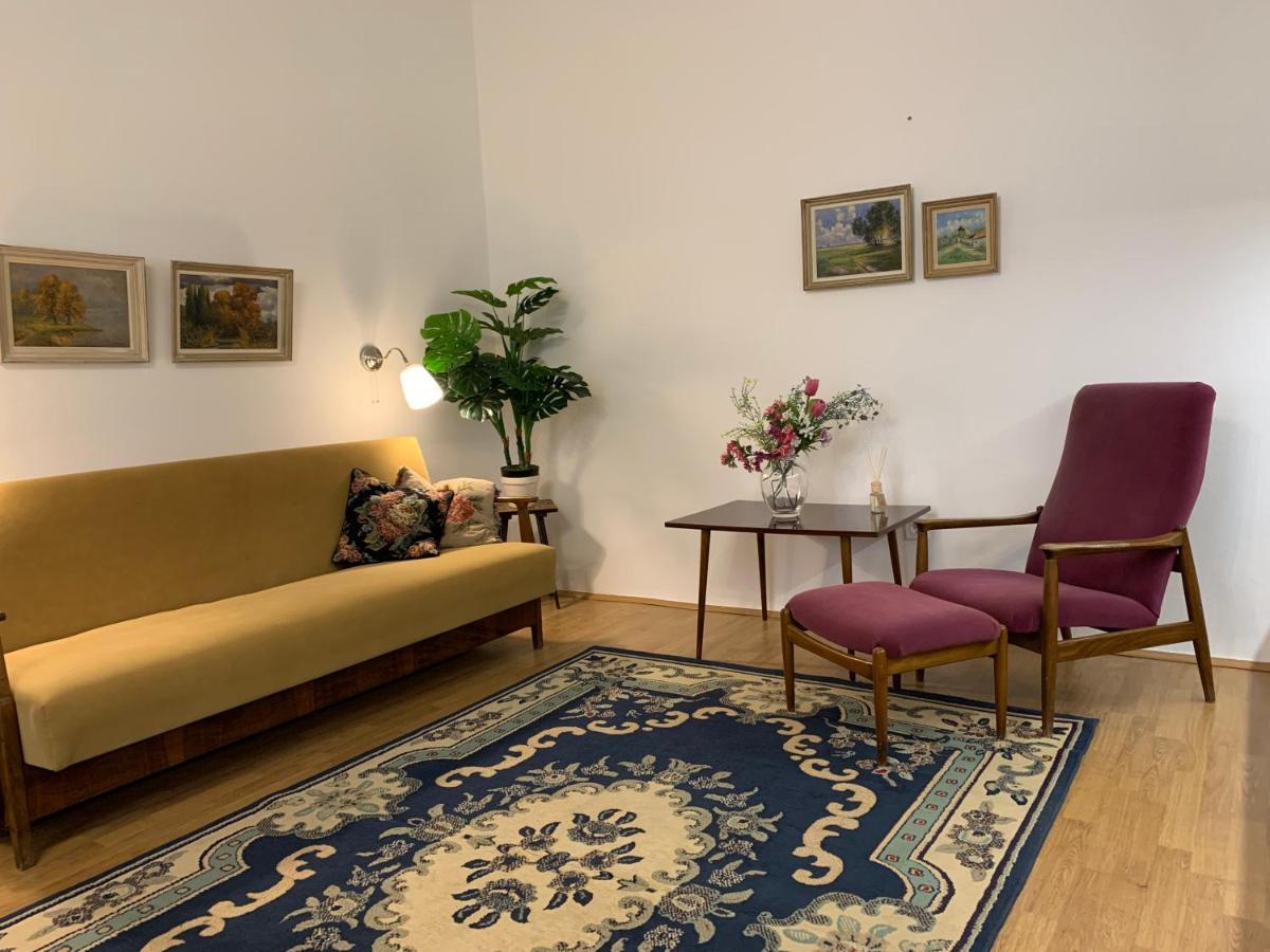Kertesz-Haz Hotel Eger Bagian luar foto