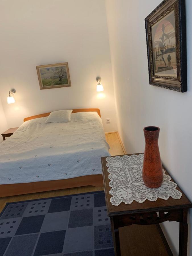 Kertesz-Haz Hotel Eger Bagian luar foto