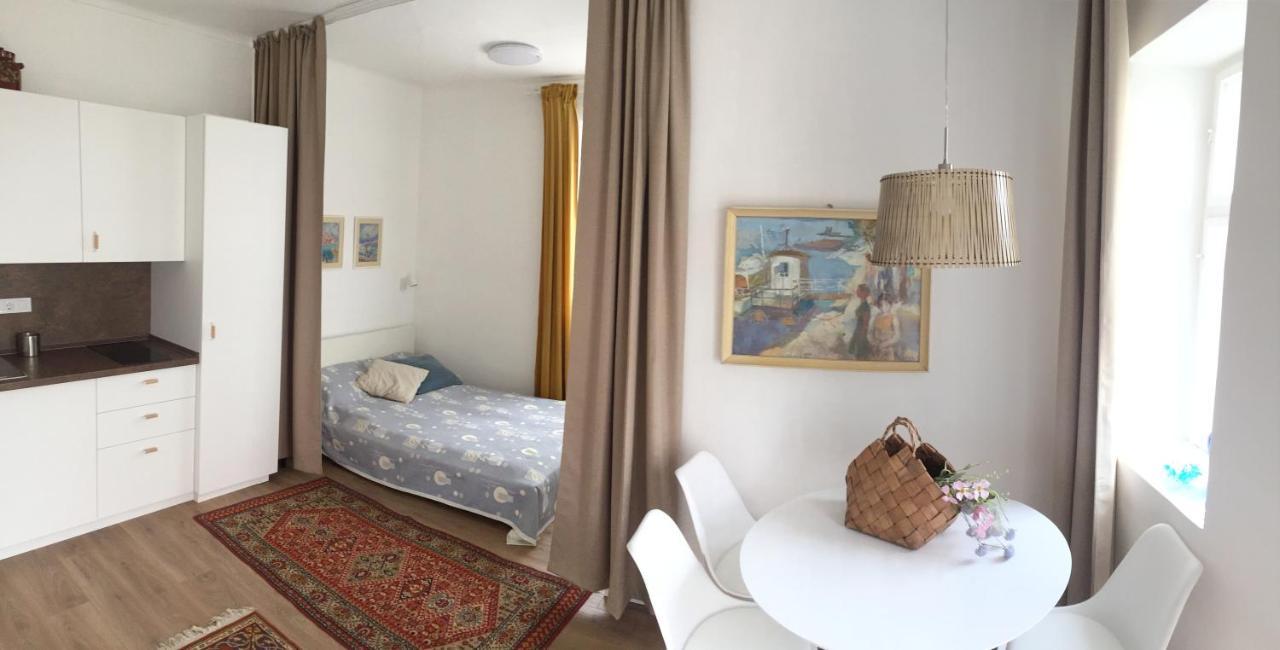 Kertesz-Haz Hotel Eger Bagian luar foto